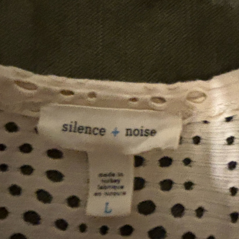 Silence & Noise large razorback tank top - Picture 3 of 3